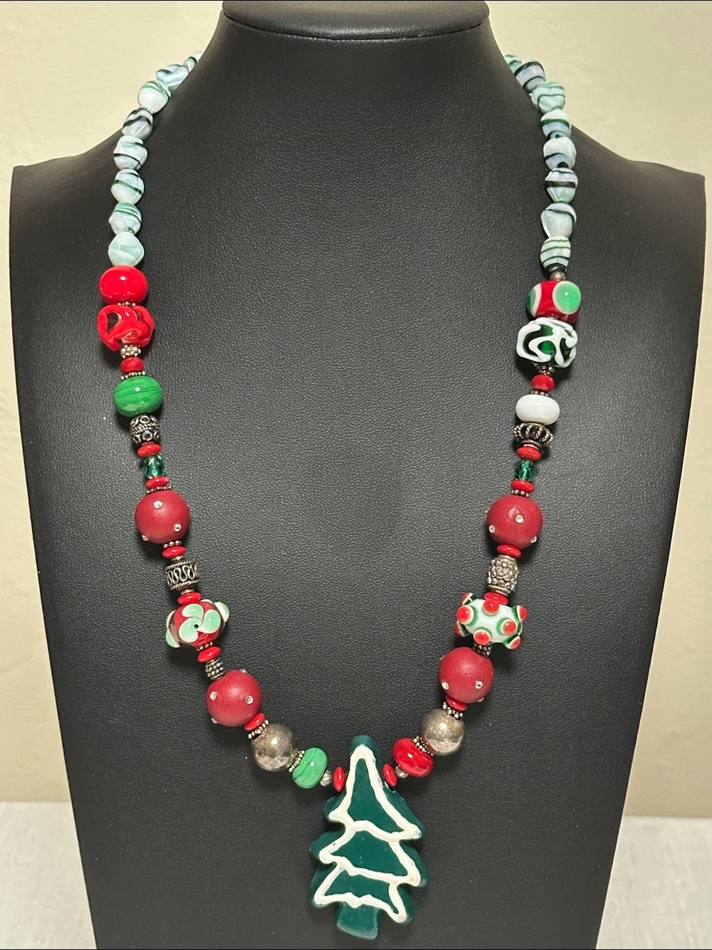 Artisan Crafted Christmas Themed LampWork Art Glass Eclectic Necklace